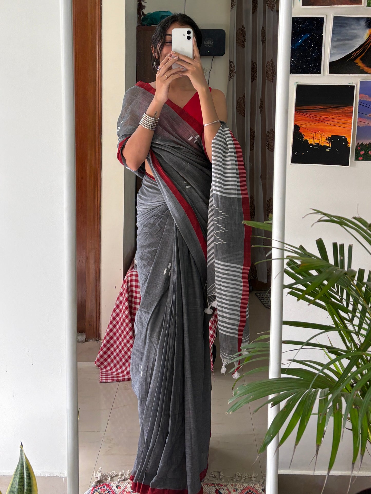 SHARVI - (Grey) Pure Cotton Handwoven Soft Saree
