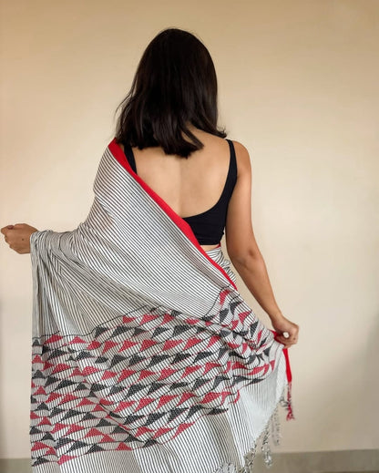 AMAIRA -  Pure Cotton Handwoven Saree