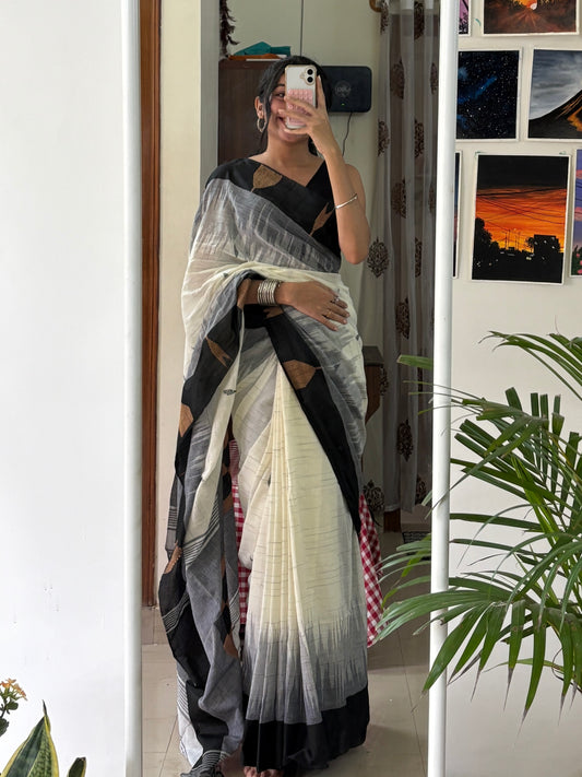 RAJSI (Black) -  Pure Mul Cotton Handwoven Ikkat Soft Saree
