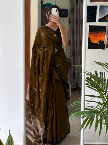 SHARVI -  Pure Cotton Handwoven Soft Saree