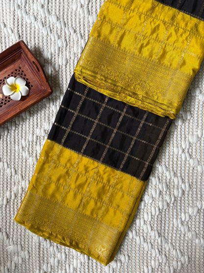 Anaya - Soft Chiffon Checks Saree